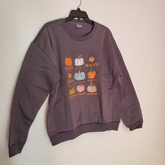 Womens Halloween Sweater Size Medium Warm Durable Pull Over Ladies Sweater - Picture 15 of 15